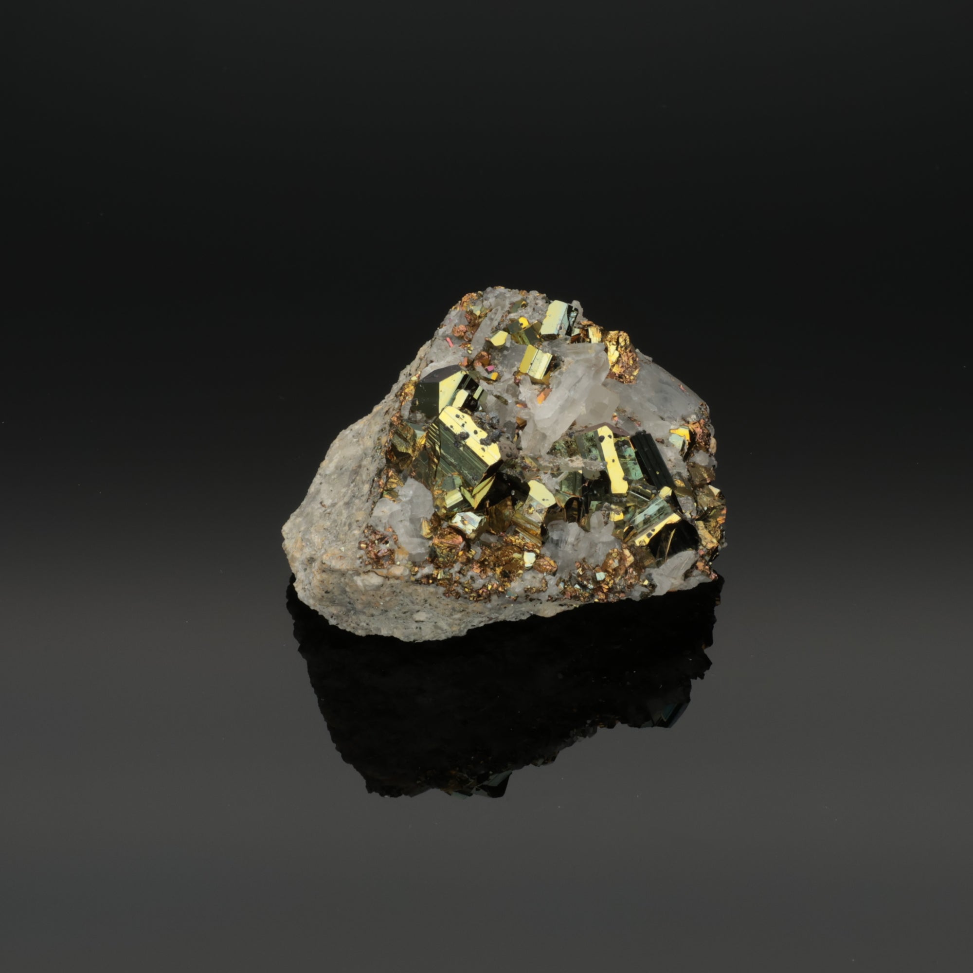 Electric Nova – Rainbow Pyrit aus Borneo, Indonesien – 71,55 g – Mineralien-Unikat (#1093)