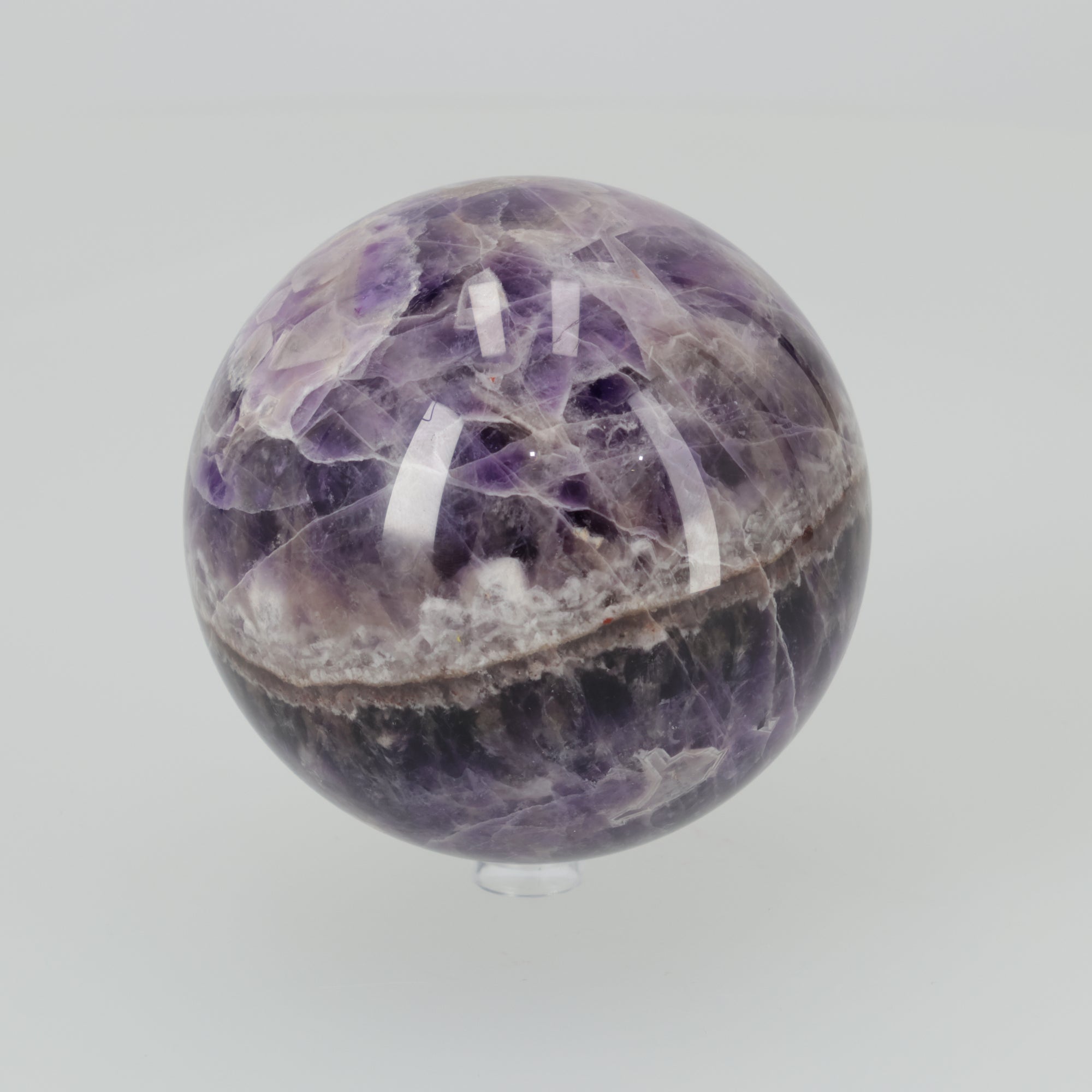 Chevron Amethyst Kugel aus Brasilien – Ausdrucksstarke Bänderung in perfekter Kugelform | 1171g (#621)