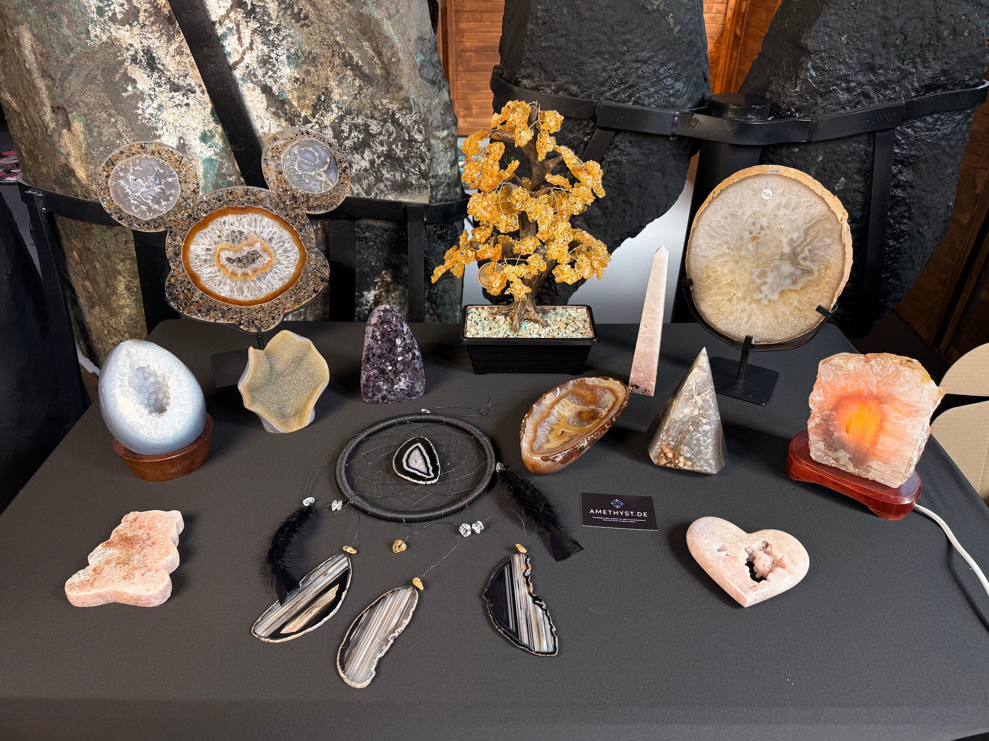 888€ Amethyst Mystery Box - 1.200€ Wert