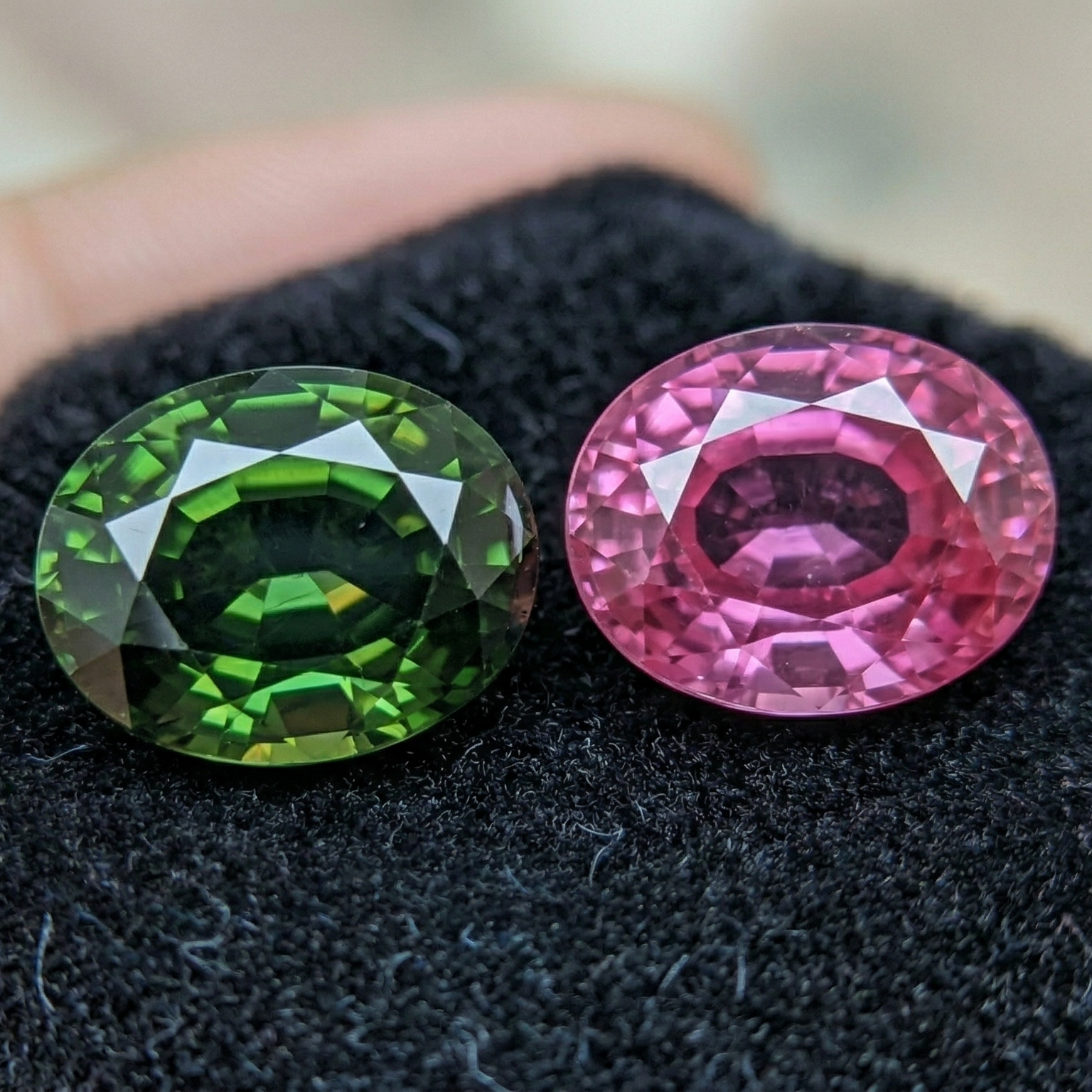 Geschliffene Turmalin Edelsteine