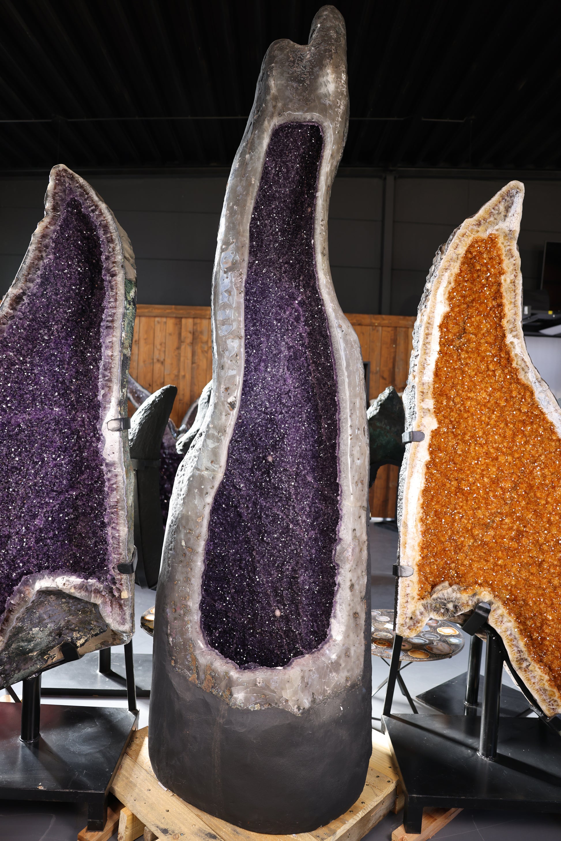 Gewaltige Amethyst Kathedrale Geode Brasilien 780 Kg - Midnight Cathedral