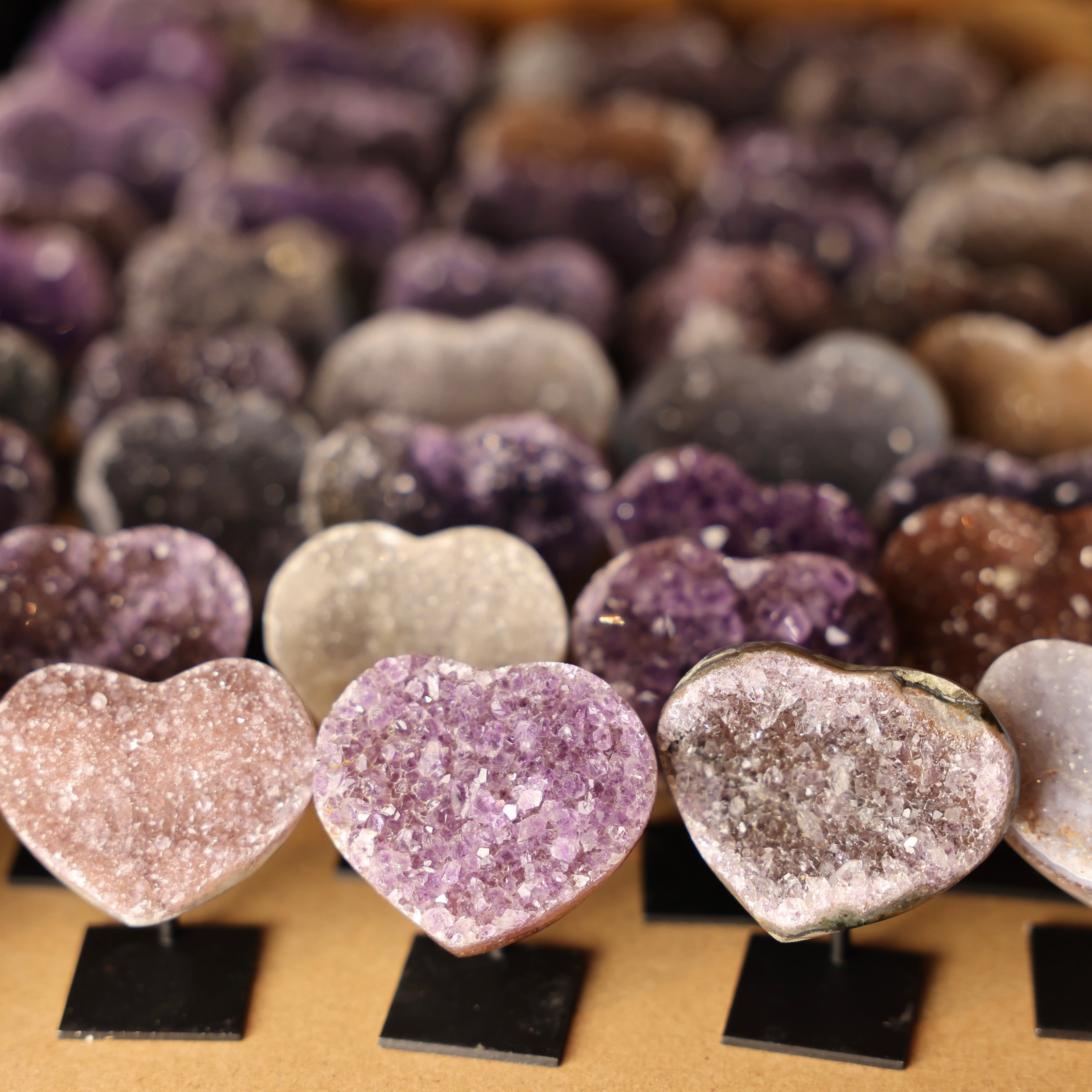 Achat Herzen auf Metallständer