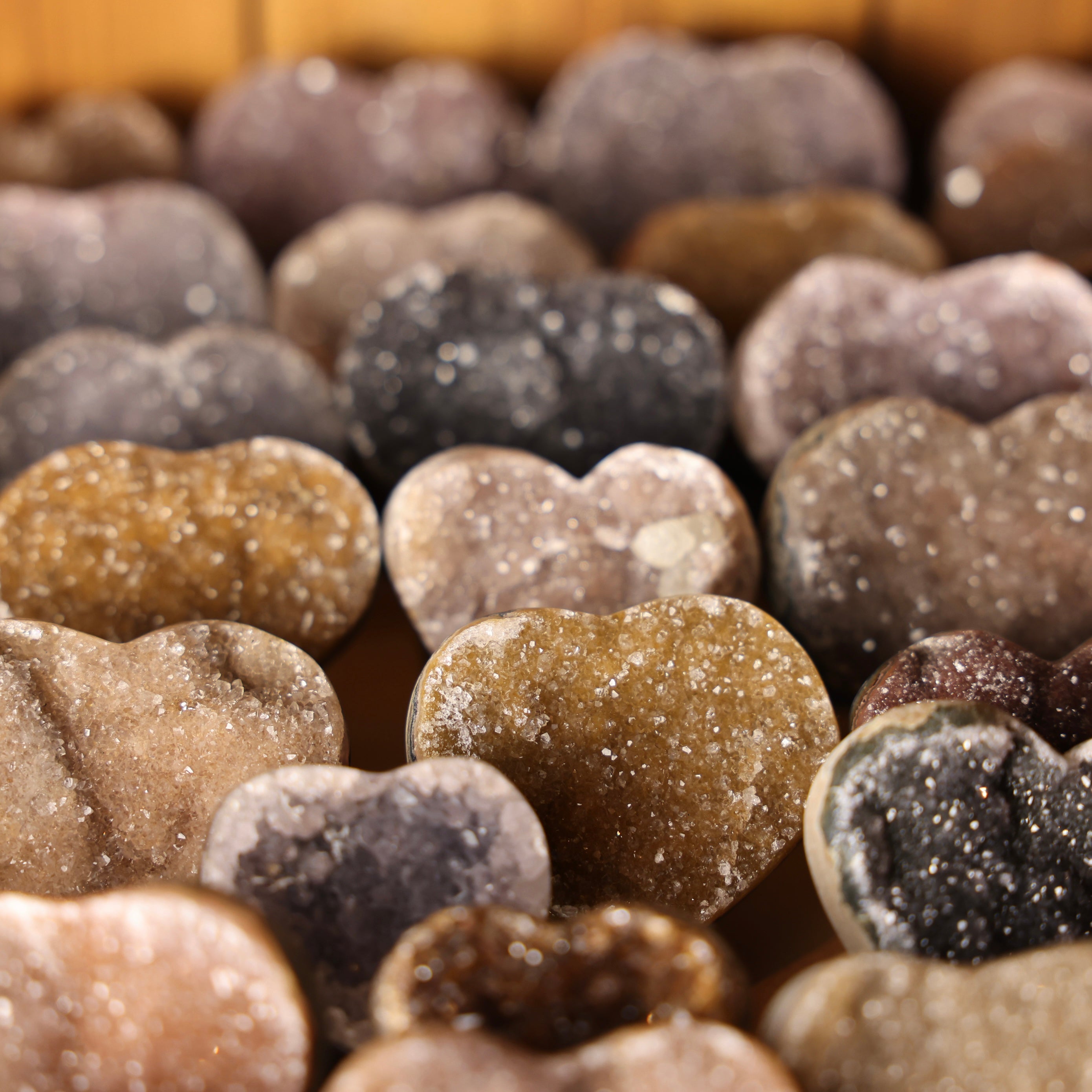 Achat Herzen auf Metallständer