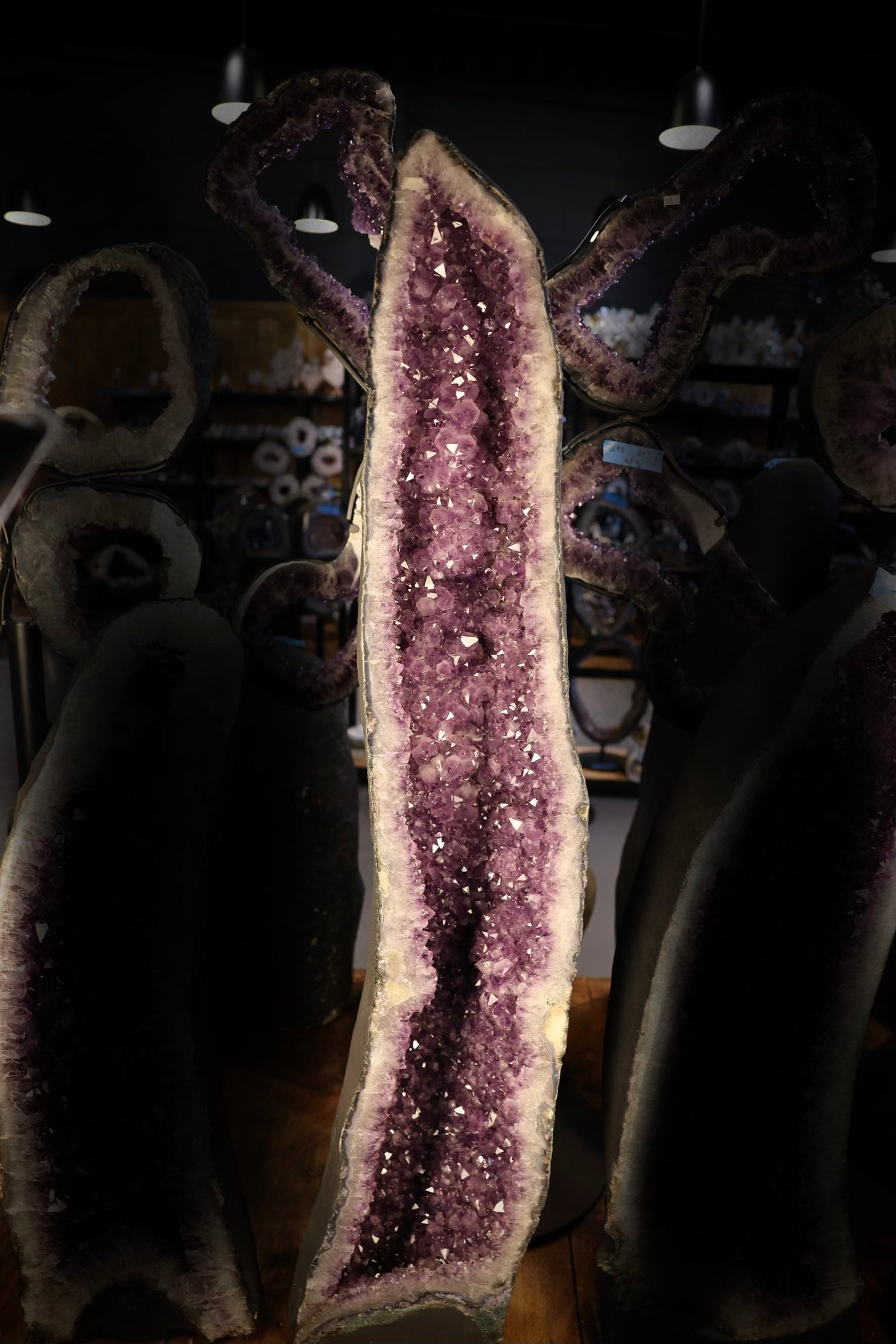 Amethyst-Druse „Twin Cathedral XL“ – 91 kg