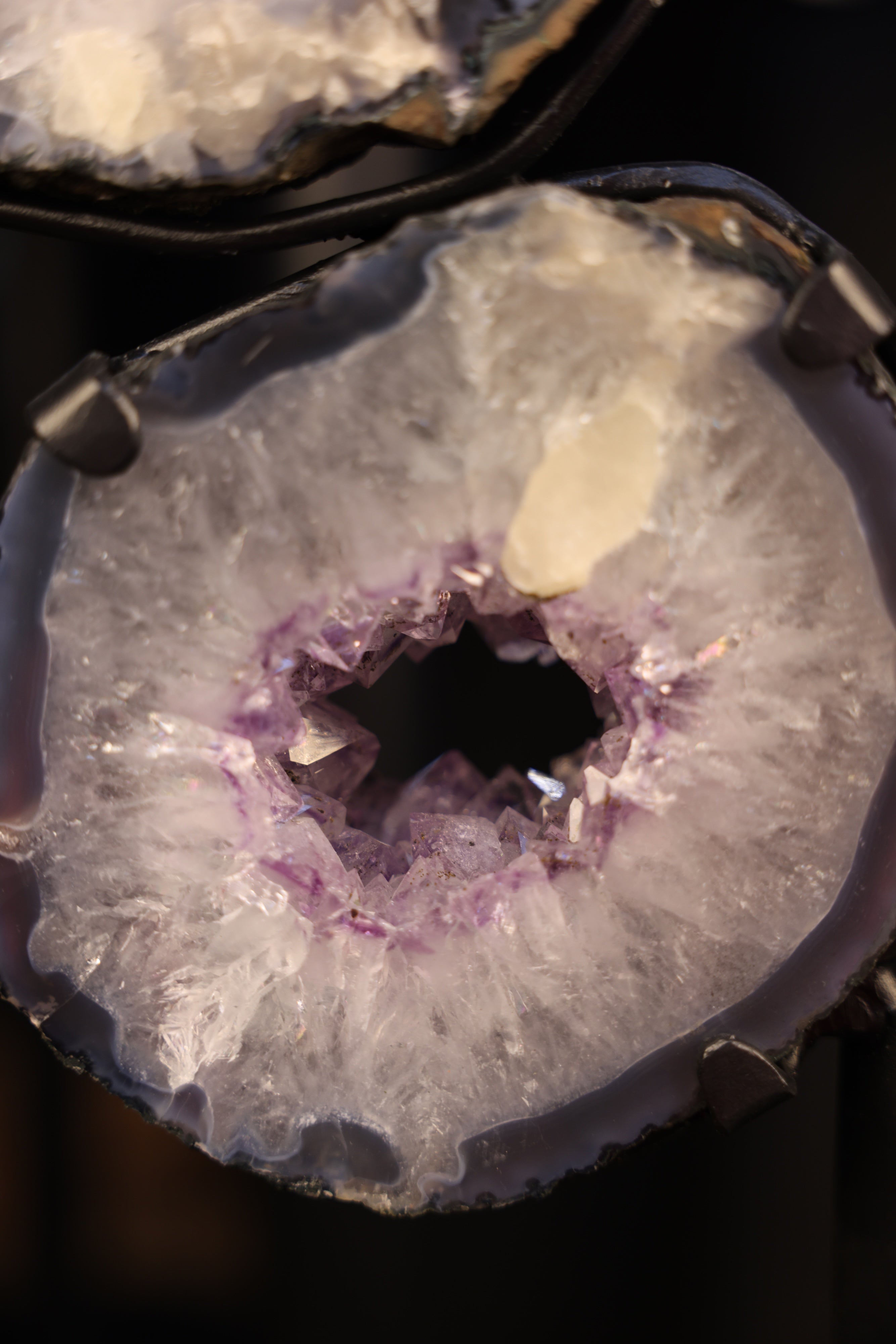 Amethyst-Portal Scheiben „Crystal Flower M“ – 14,4 kg