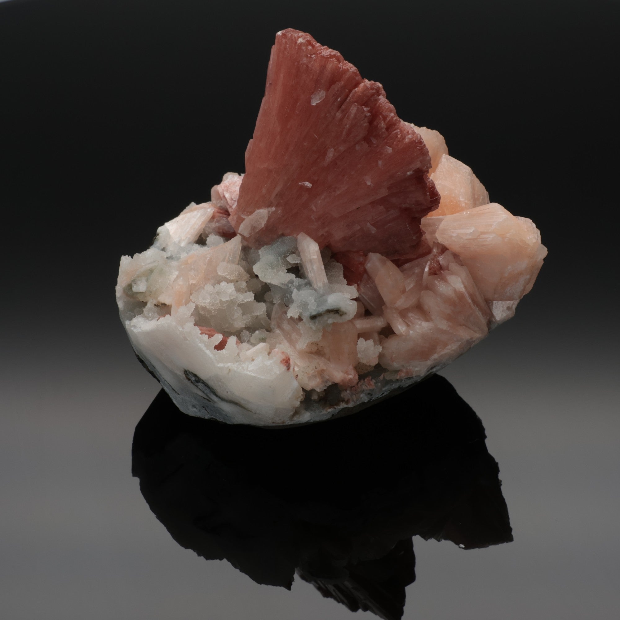 PEACH RIDGE | Stilbit mit Heulandit aus Jalgaon, Indien | 259 g | Unikat (#1094)