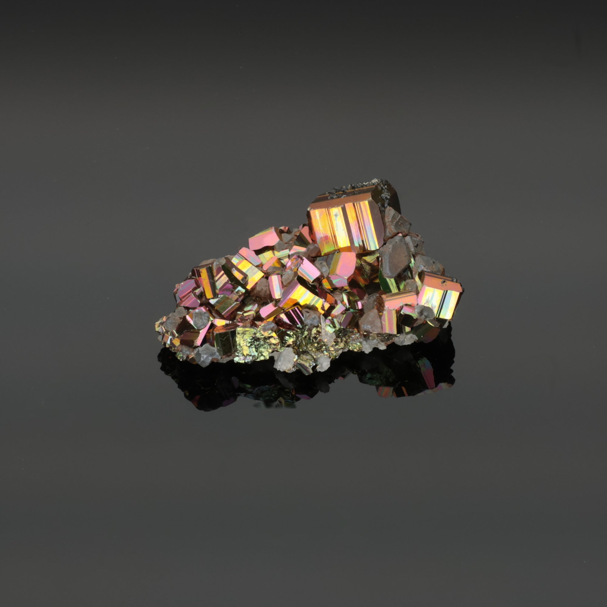 Solar Shard – Rainbow Pyrit aus Borneo, Indonesien – 36,98 g – Mineralien-Unikat (#1101)