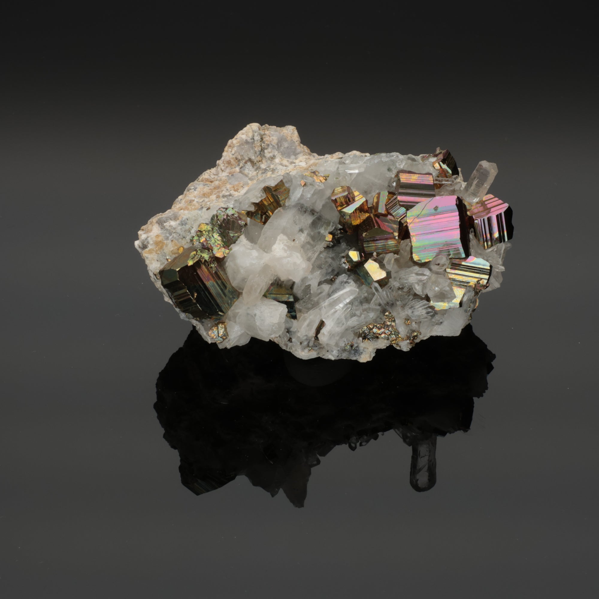 Aurora Forge – Rainbow Pyrit aus Borneo, Indonesien – 136 g – Mineralien-Unikat (#1087)