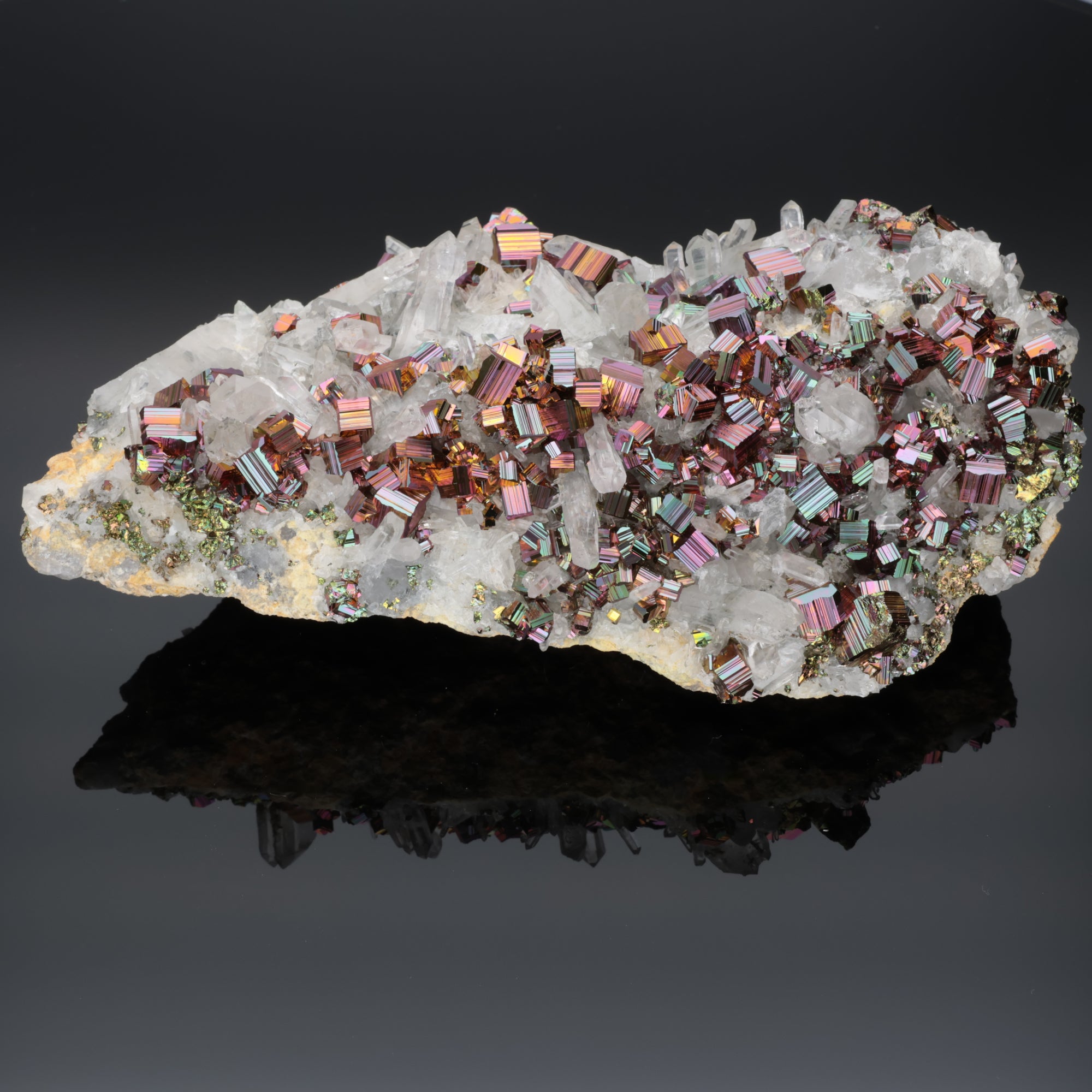 Borneo Colossus – Rainbow Pyrit aus Borneo, Indonesien – 725 g – Mineralien-Unikat (#1356)