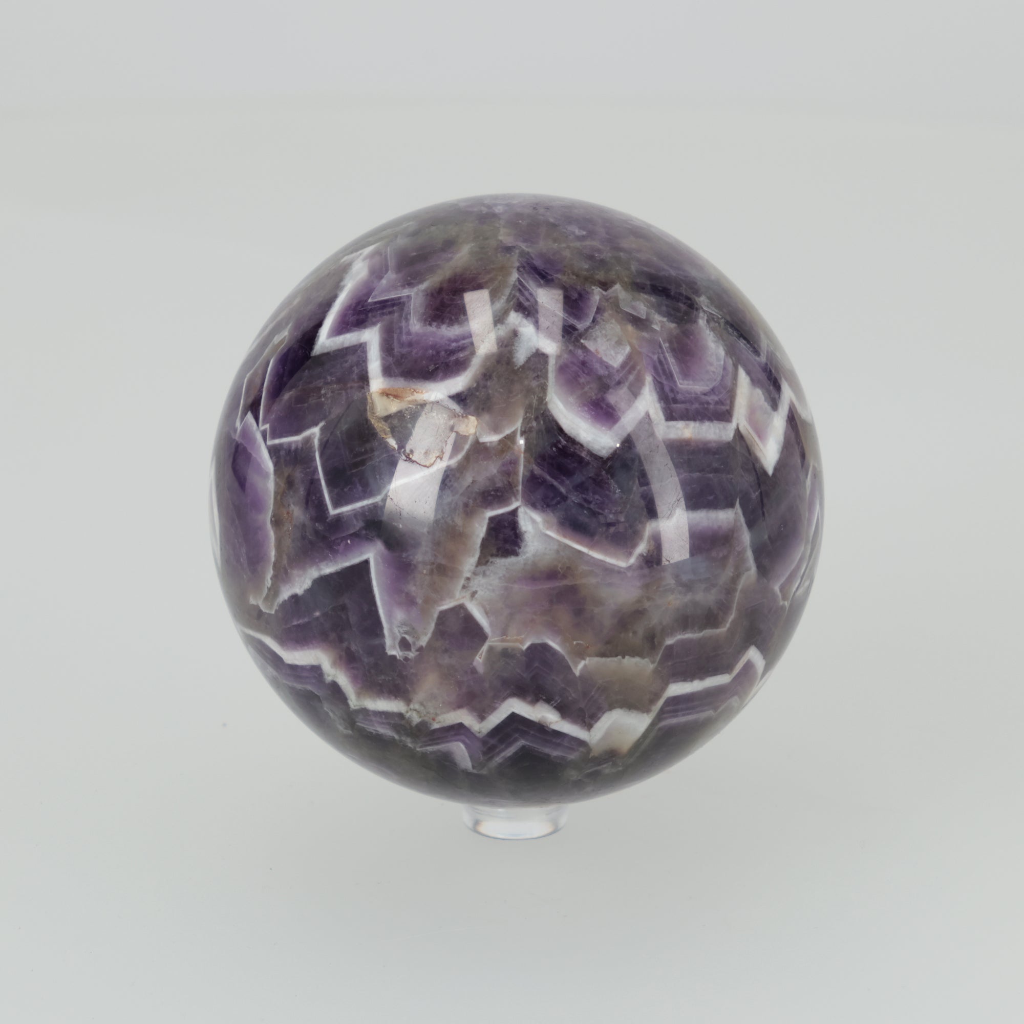 Chevron Amethyst Kugel aus Brasilien – Ausdrucksstarke Bänderung in perfekter Kugelform | 1015g (#620)