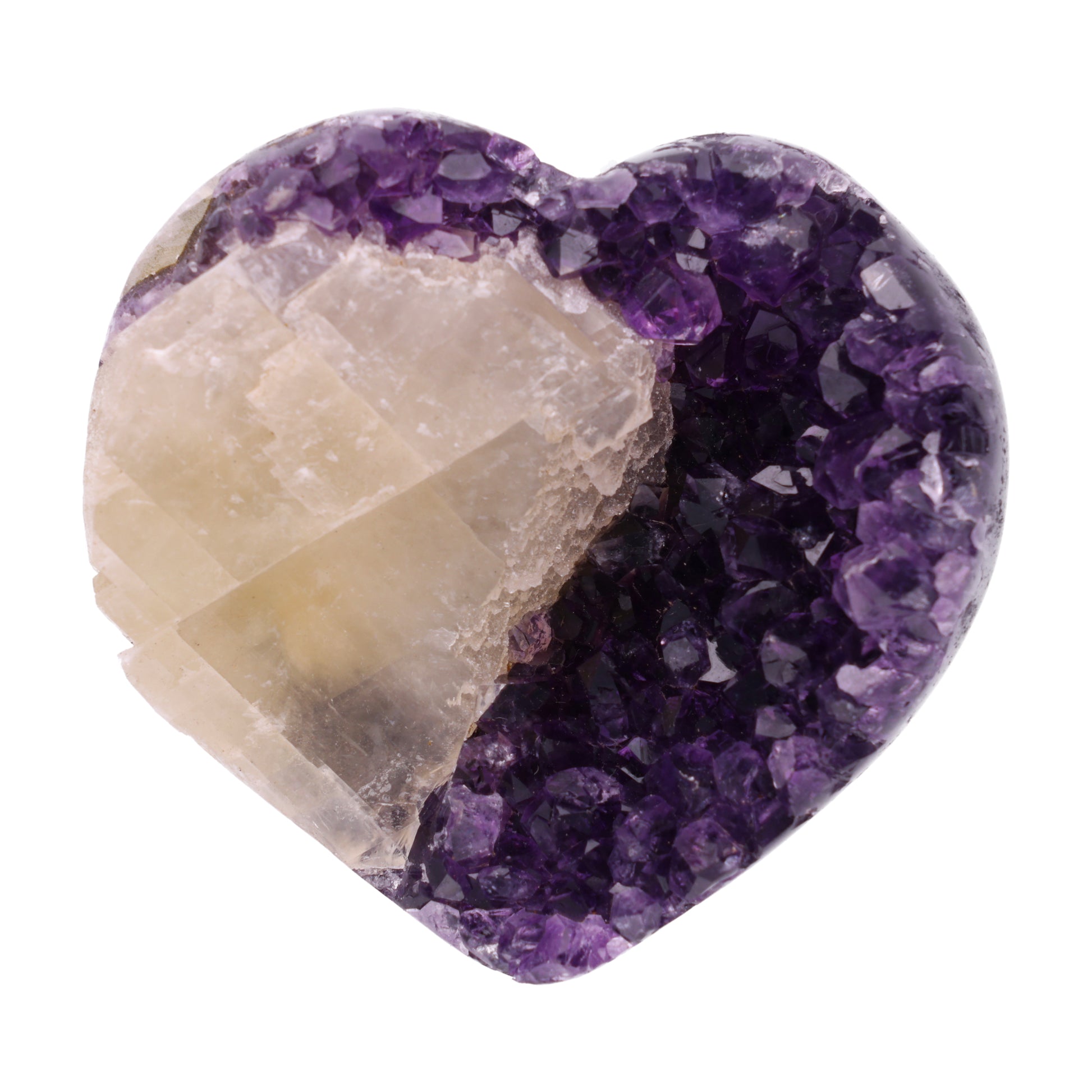 Poliertes Amethyst - Herz aus Uruguay mit natürlicher Kristalldruse und weißen Calcitkristallen im inneren.