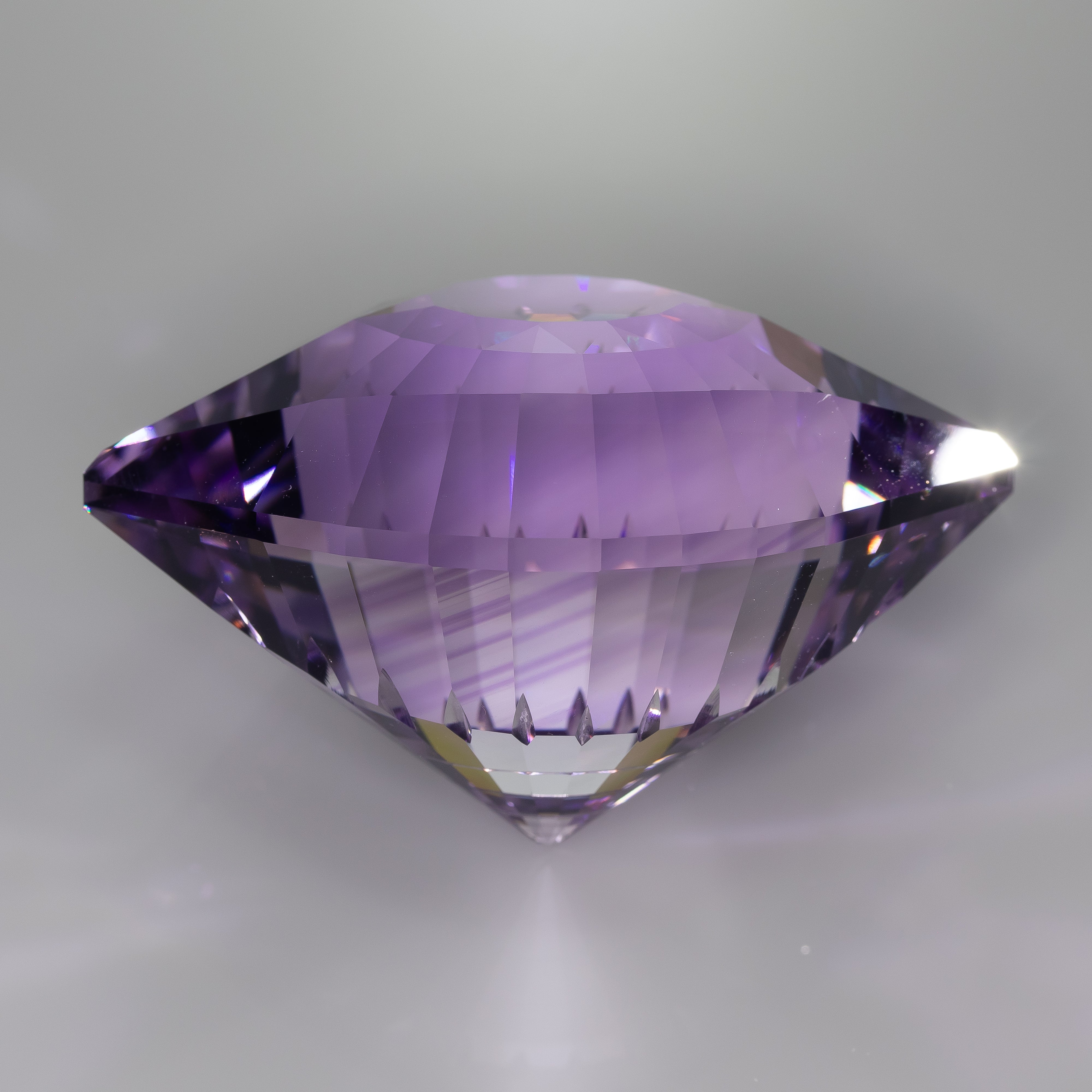 Cleopatra’s Eye - Signature Amethyst (491 ct) | Unikat von Mark Oros