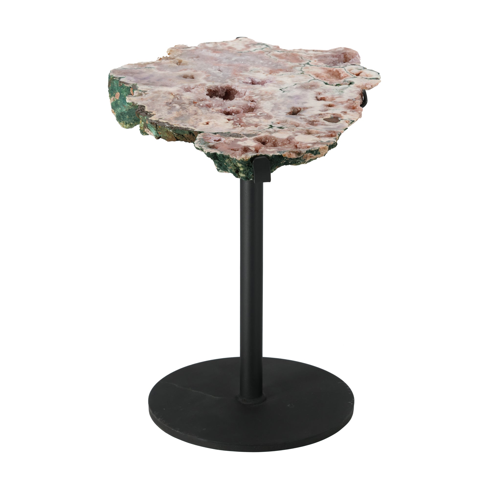 Pink Amethyst Tisch mit natürlicher Kristalloberfläche auf Metallständer – seltener Beistelltisch aus echtem Pink Amethyst mit roséfarbenen funkelnden Kristallen.