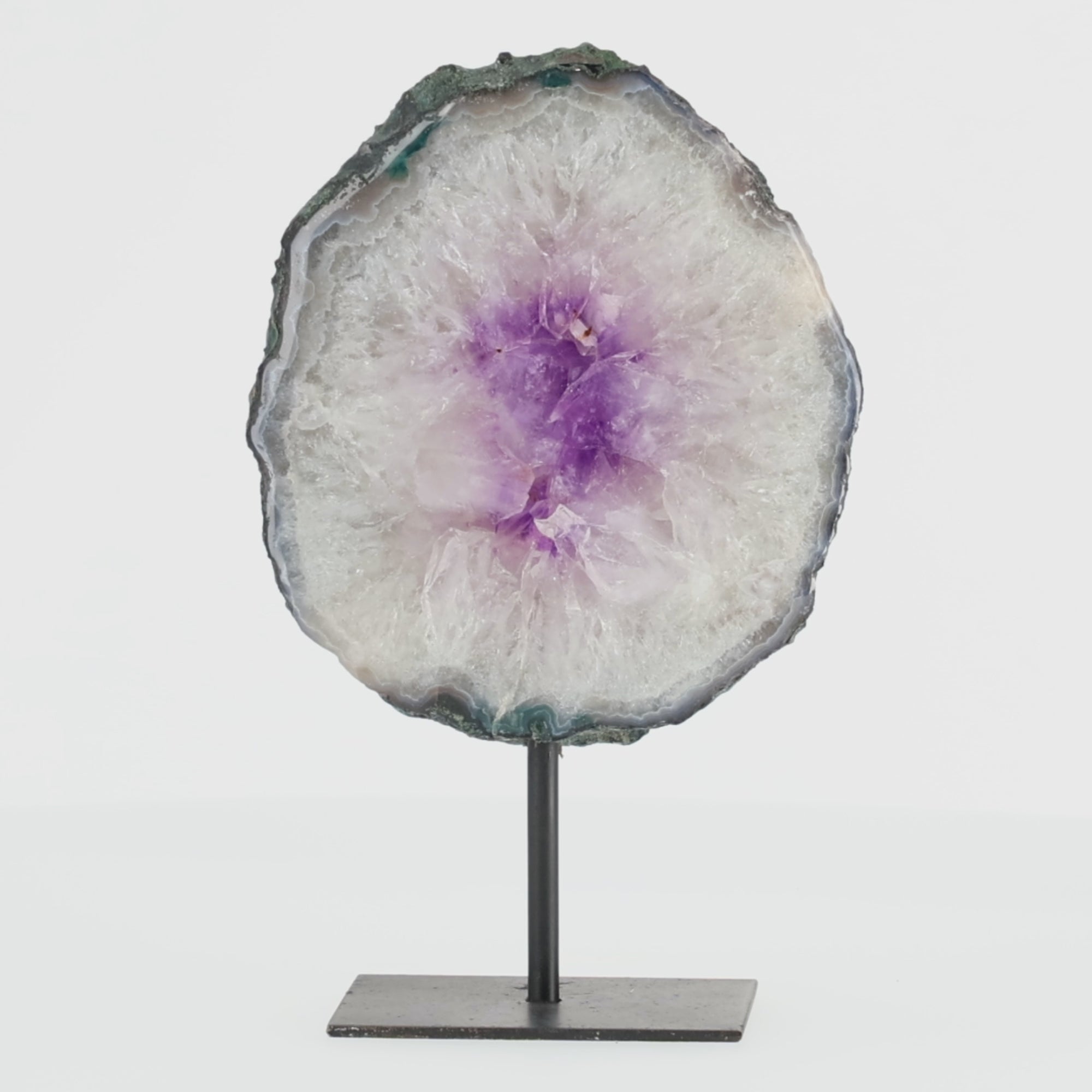Video laden: Aurora Heart | Amethyst Portalscheibe aus Brasilien | 1.845g  (#684)