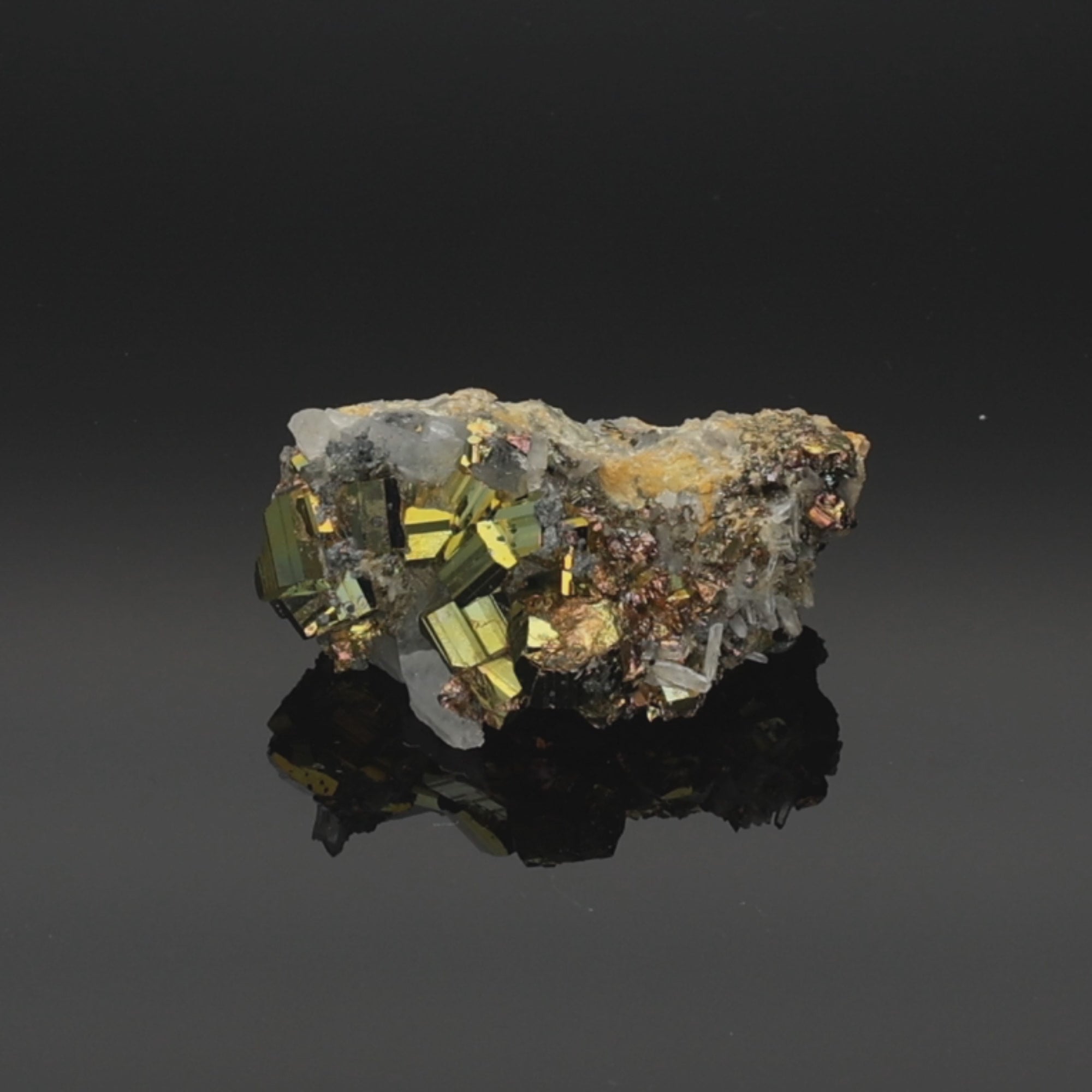 Video laden: Prism Echo – Rainbow Pyrit aus Borneo, Indonesien – 66 g – Mineralien-Unikat (#1090)