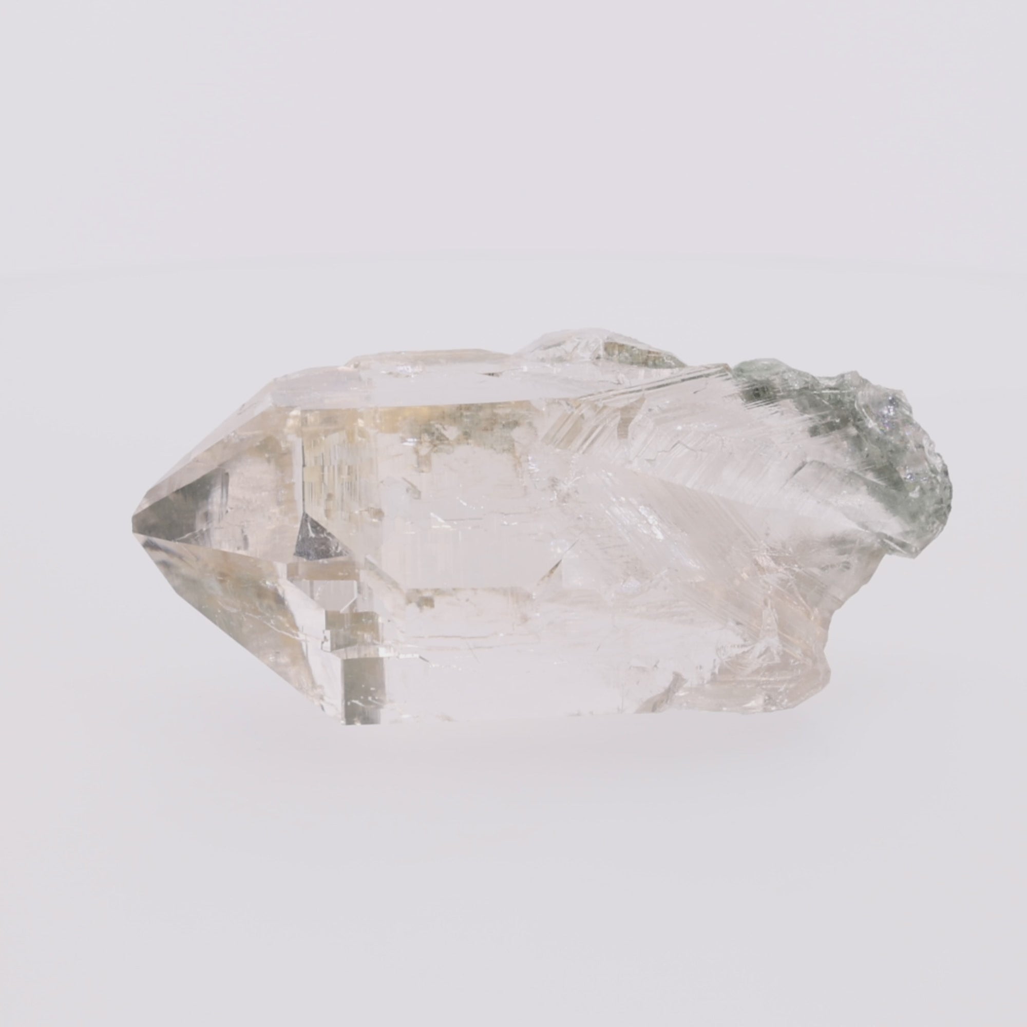 Video laden: ICE TITAN | Quarz aus dem Himalaya | 1.165 g | 18 cm | Unikat (#1008)