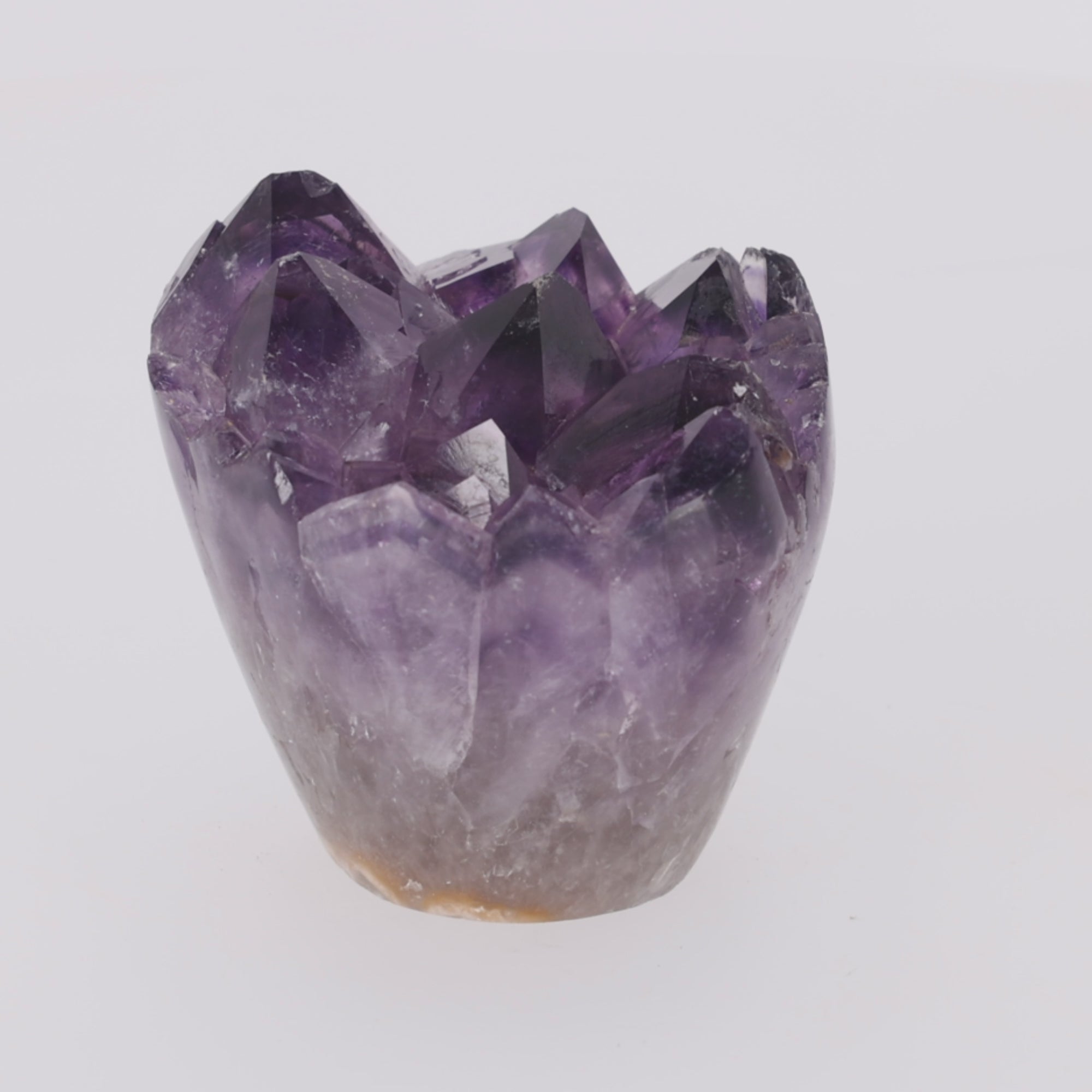 Video laden: Violet Monarch ✦ Amethyst Cup Cake | 1.160 g (#923)