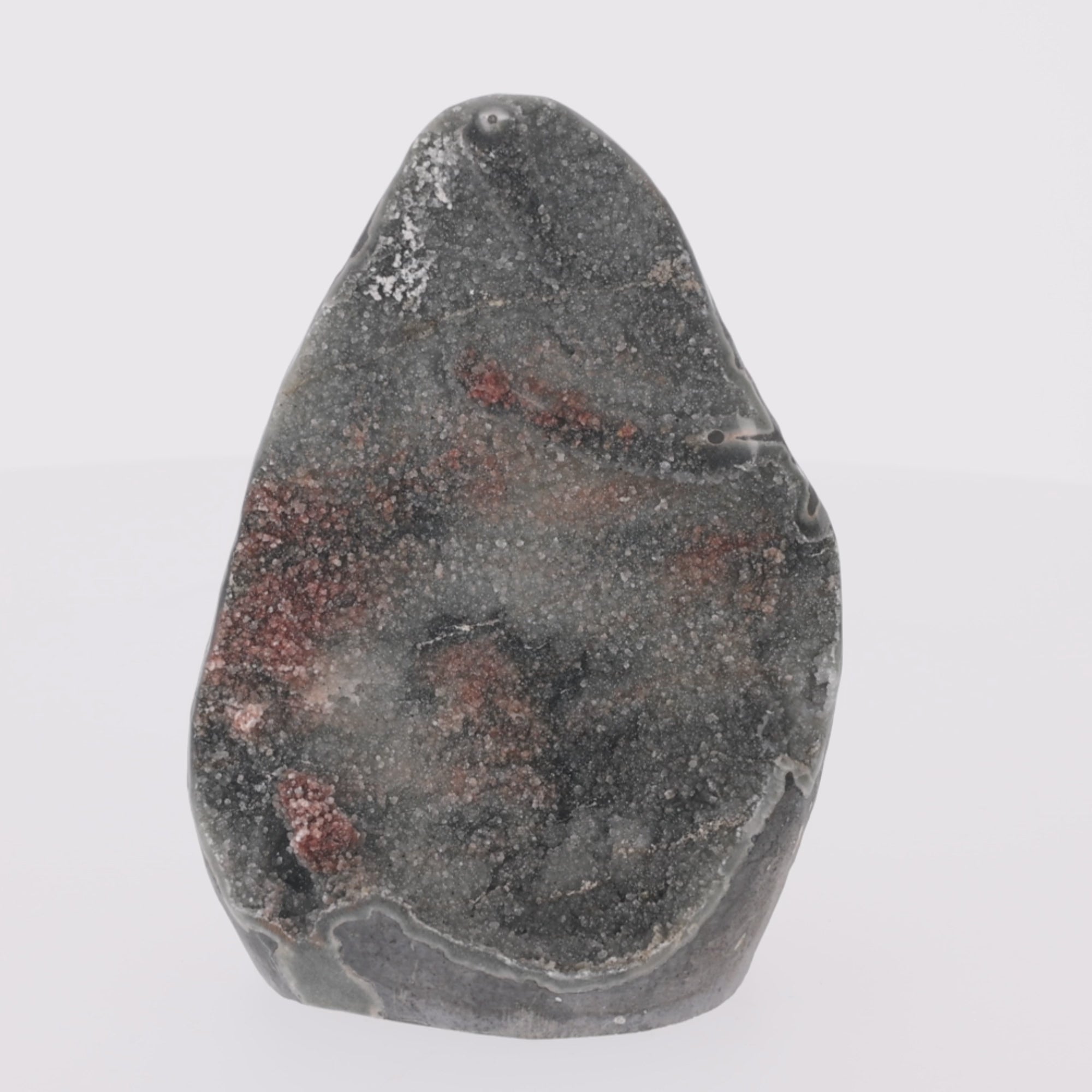 Load video: Volcanic Ember – Rainbow Amethyst aus Uruguay – 1640 g (#1410)