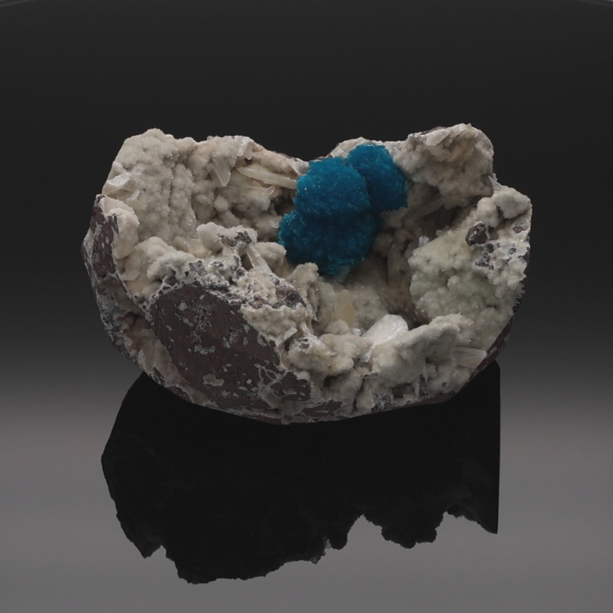 Load video: BLUE BLOOM | Cavansit auf Matrix | 256 g | Unikat (#1026)