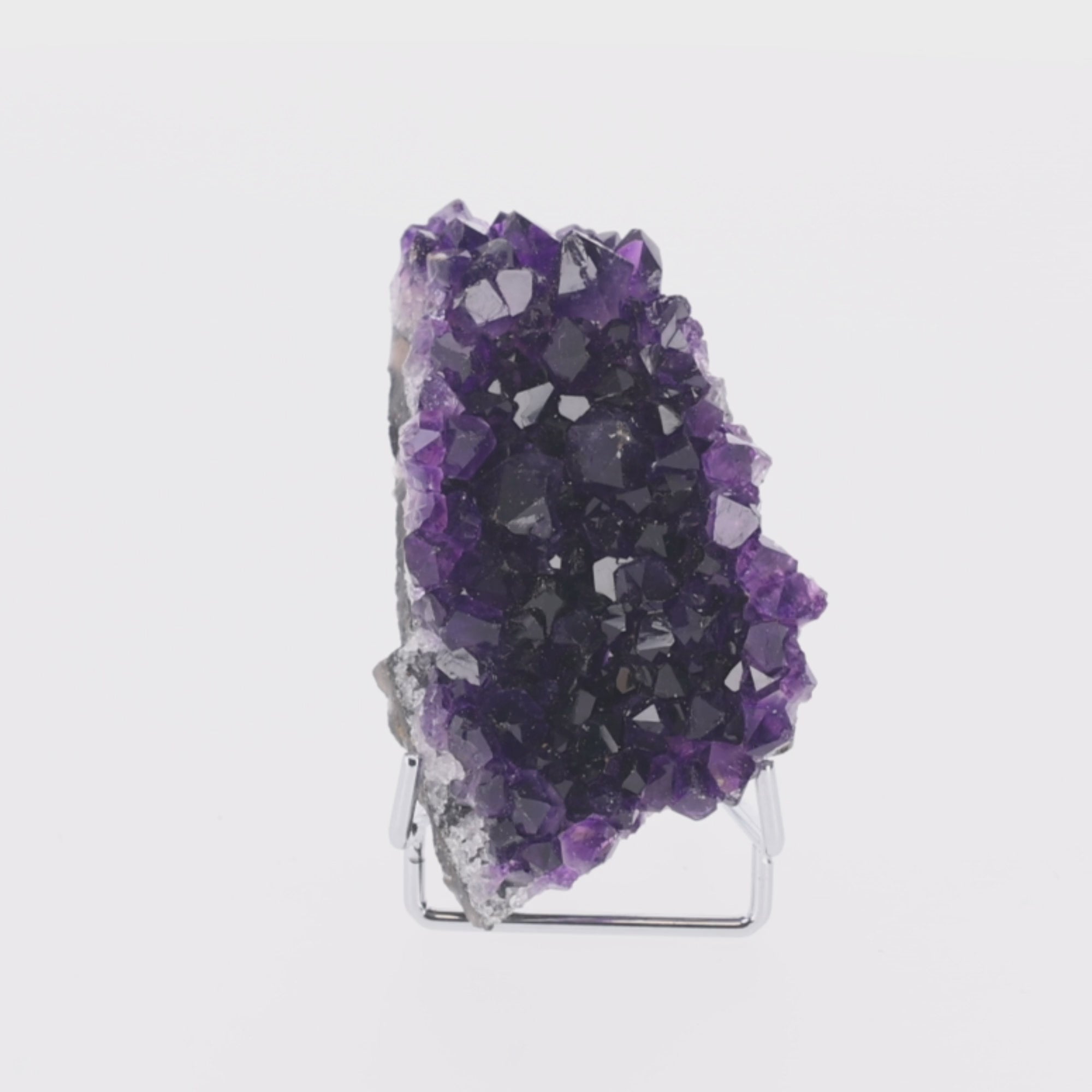 Video laden: Amethyst Cluster AAA Qualität 114 g  (#1435)