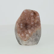 Regenbogen Amethyst aus Uruguay mit violetten Kristallen und natürlicher Farbvariation, hochwertiges Amethyst Unikat