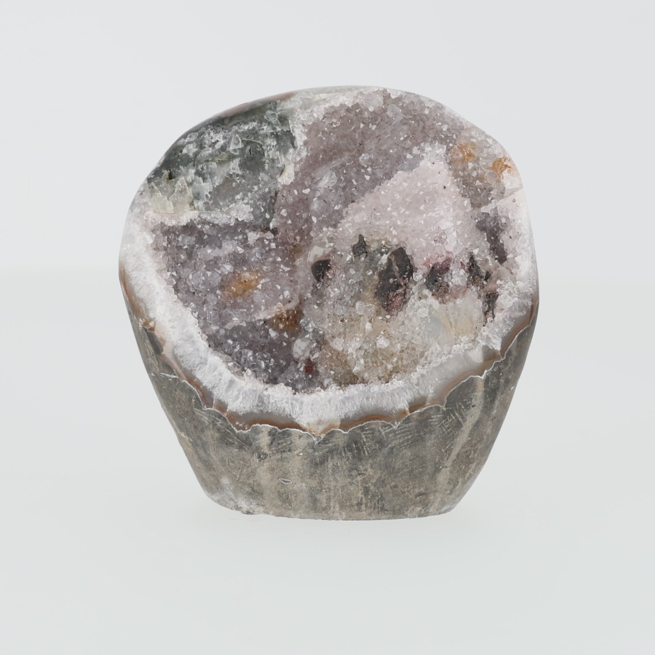 Video laden: Amethyst-Druse „Polarstern“ – Helle Amethyst Geode mit funkelnder Kristallstruktur  (#432)
