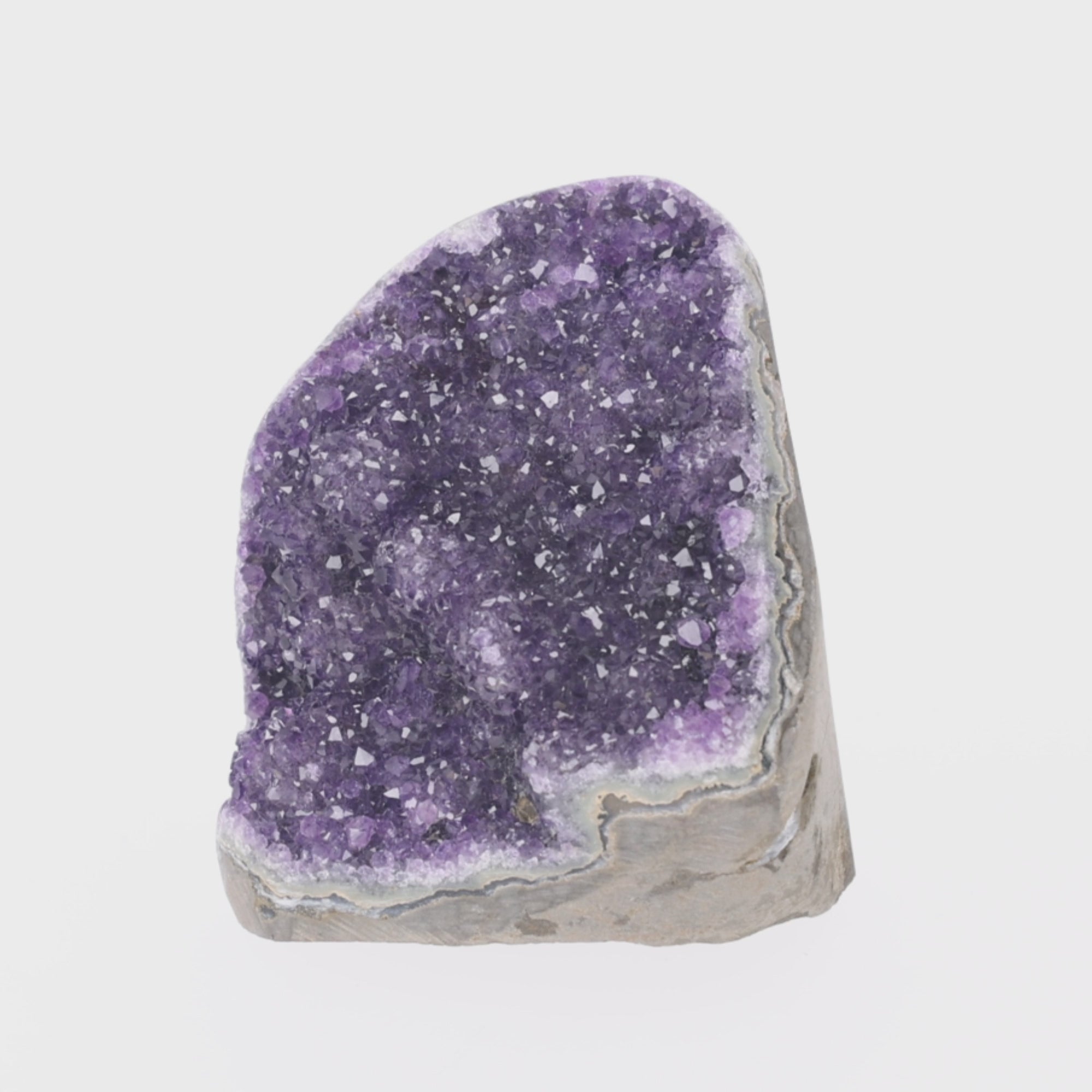 Video laden: Amethyst Cut Base - AAA Quality - 684 g  (#1445)