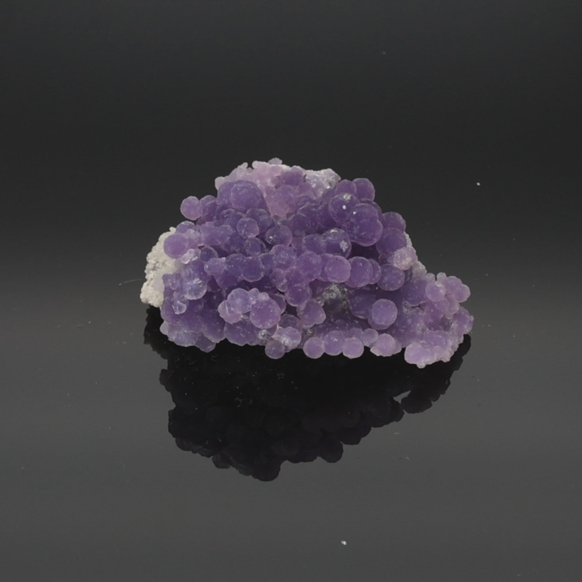 Video laden: Violet Beast – 79,26 g Traubenachat aus Indonesien (#1315)