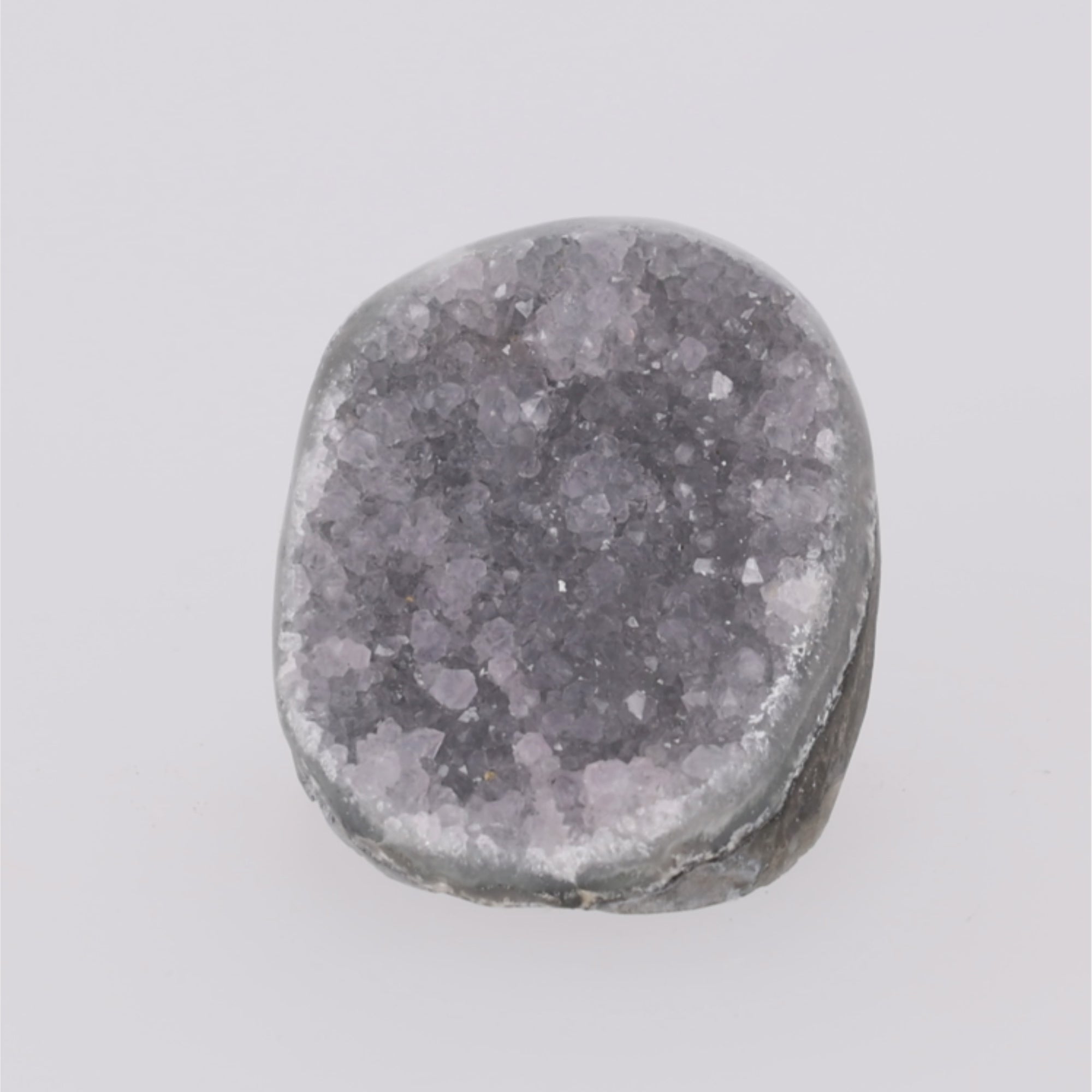 Video laden: Silver Mist ✦ Heller Amethyst Kristall-Unikat – 405 g (#985)