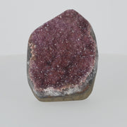 Regenbogen Amethyst aus Uruguay mit violetten Kristallen und natürlicher Farbvariation, hochwertiges Amethyst Unikat
