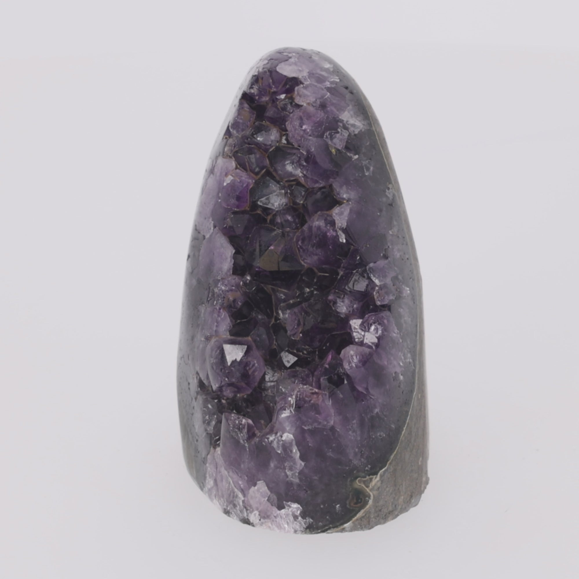 Video laden: Amethyst Cut Base - AAA Quality -  1104 g (#991)