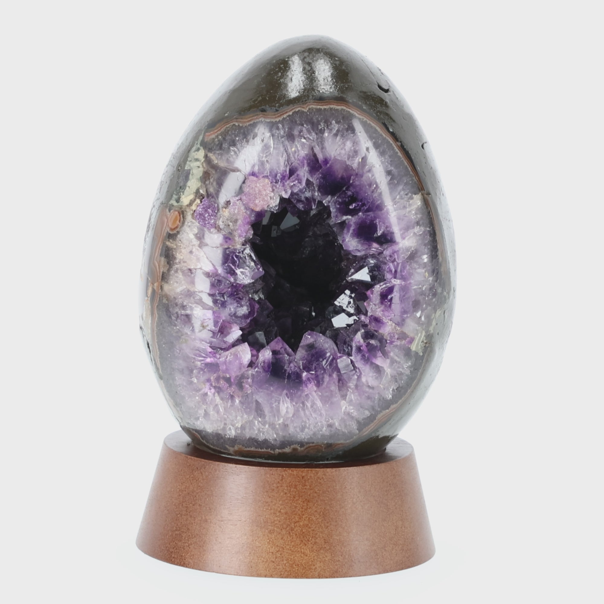 Video laden: Violet Horizon  | Großes Amethyst Ei aus Brasilien mit tiefvioletter Kristalldruse | 2,818 kg Unikat (#566)