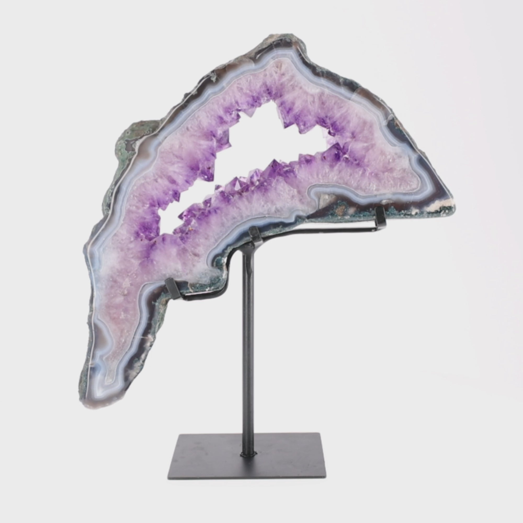 Video laden: Delphine „Azure Spirit“ | Amethyst Portalscheibe aus Brasilien | 4.750g (#701)