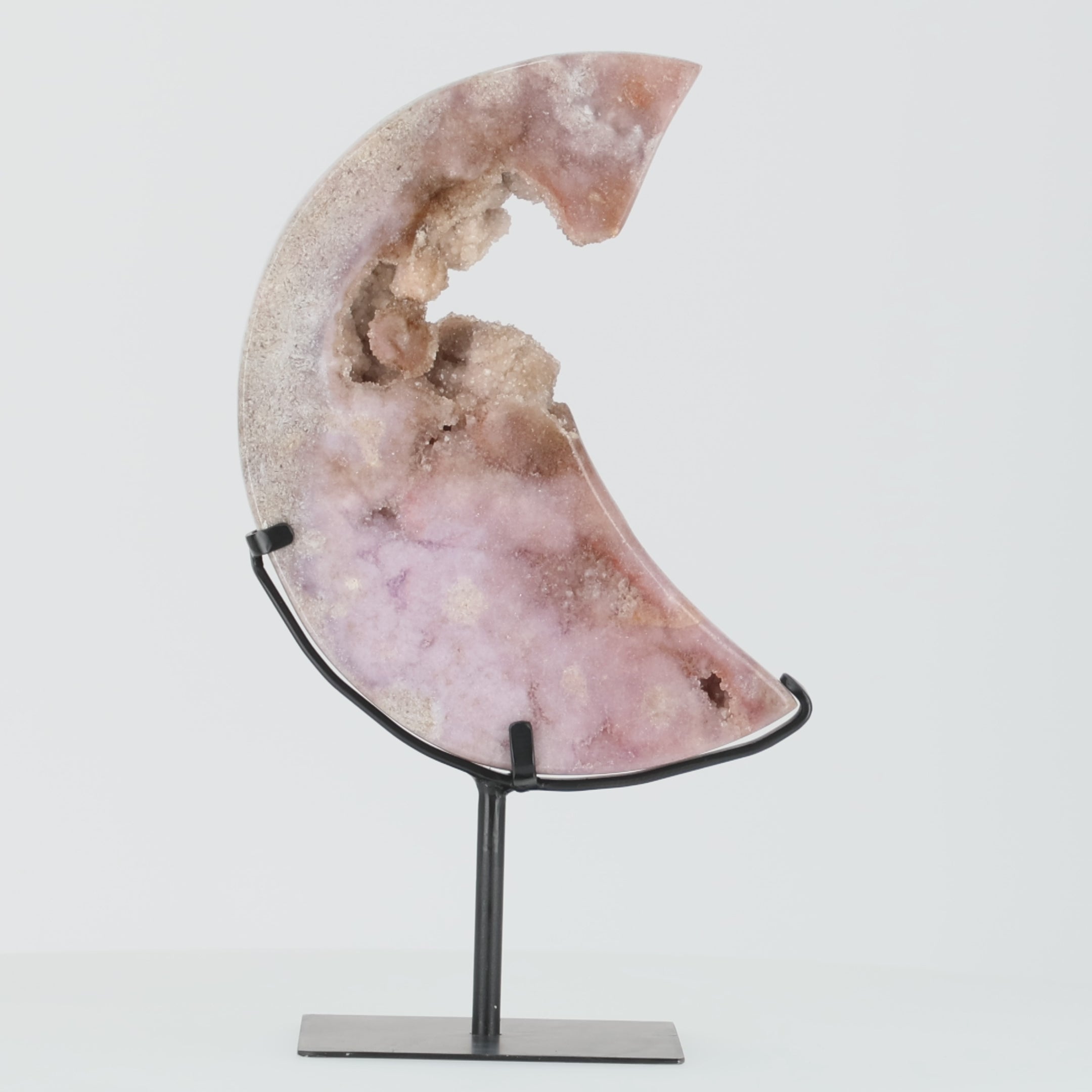 Load video: Blush Eclipse - Pink Amethyst Halbmond - 4,12 Kg aus Brasilien auf Ständer (#559)