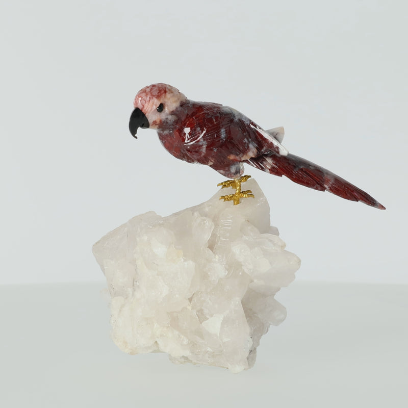 Amethyst-, Bergkristall- oder Achatstein aus Brasilien mit handgearbeiteten Vogelminiaturen aus verschiedenen Natursteinen.