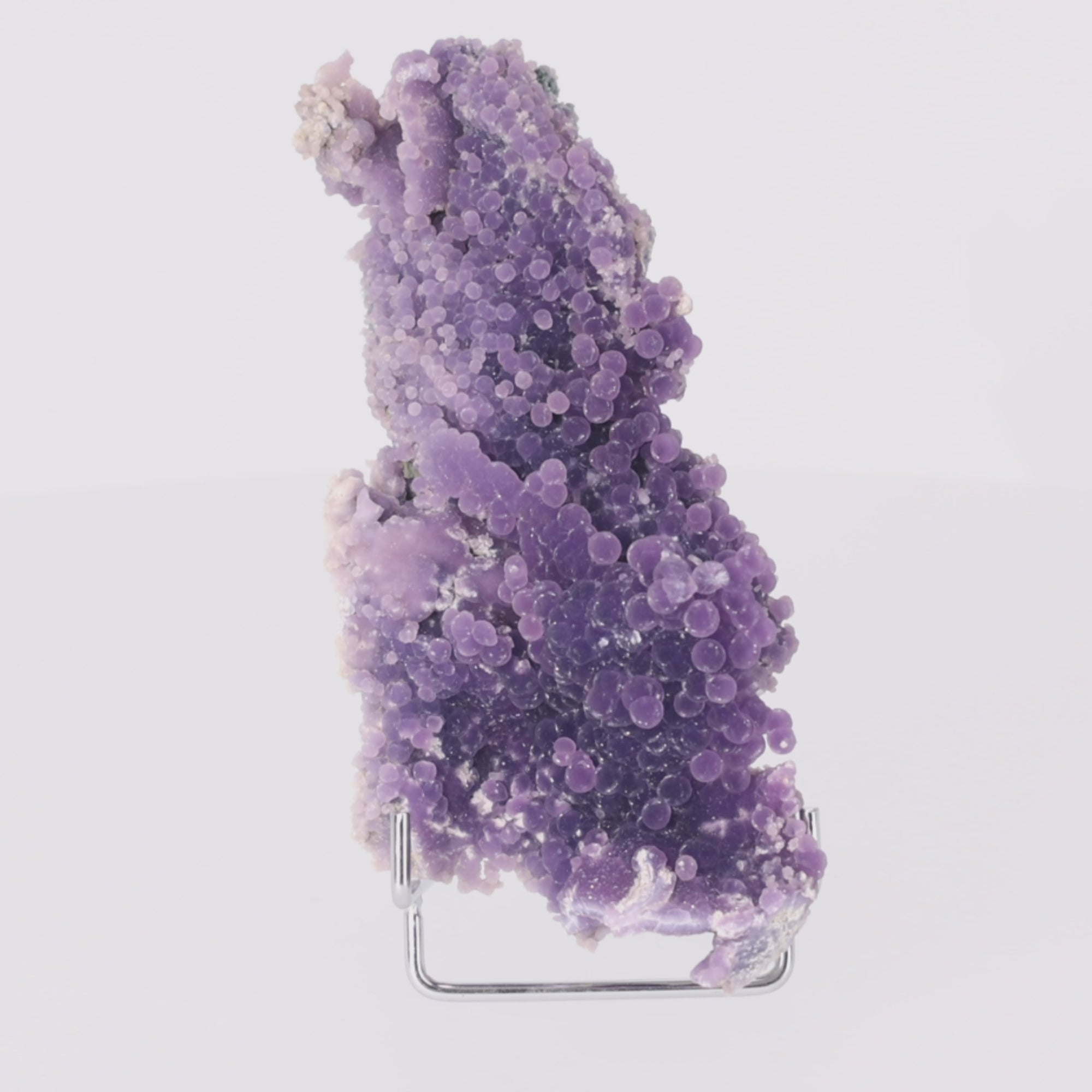 Video laden: Violet Tower 796 g Traubenachat aus Indonesien (#755)