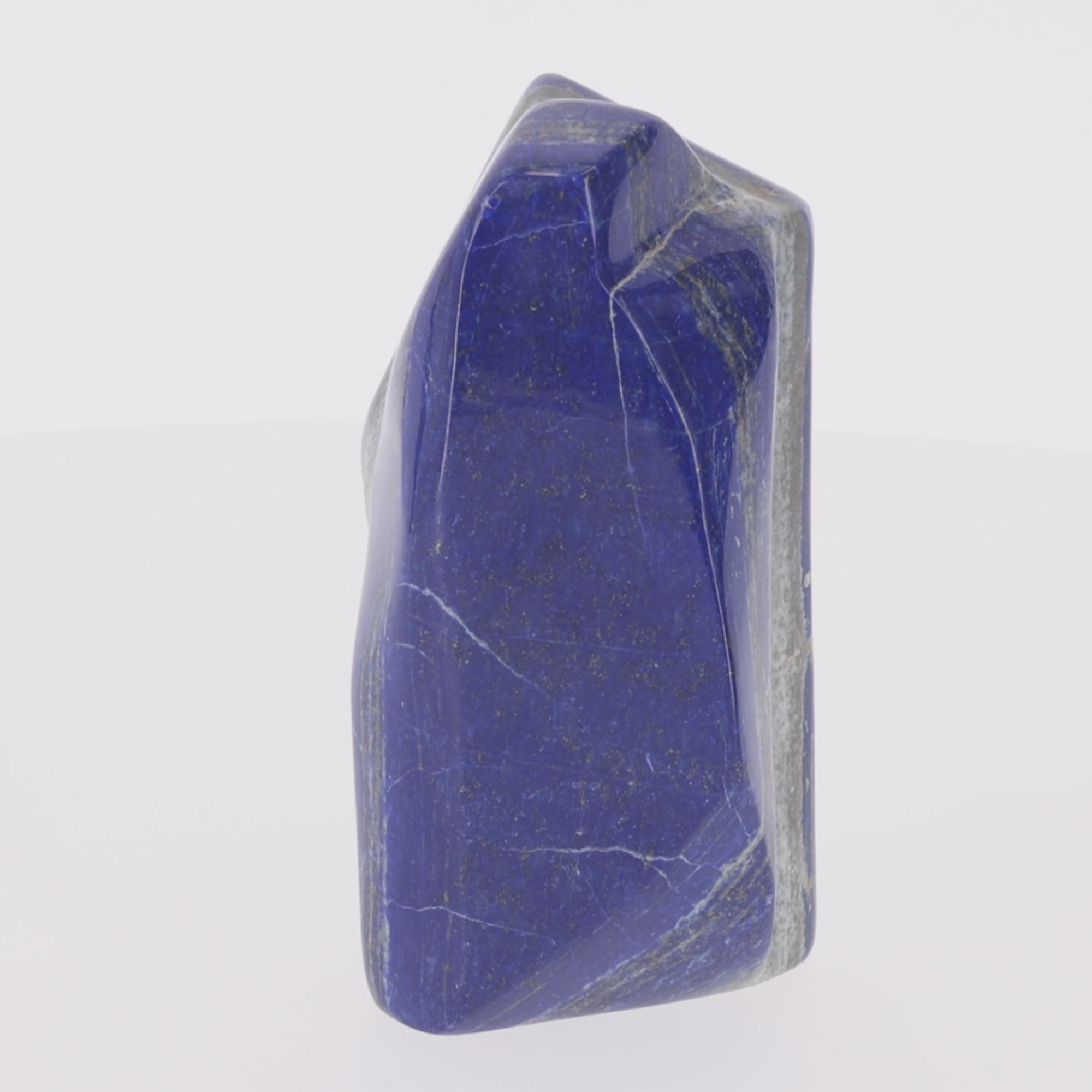 Load video: BLUE MONOLITH | Lapislazuli mit Pyrit | 1.515 g (#1228)
