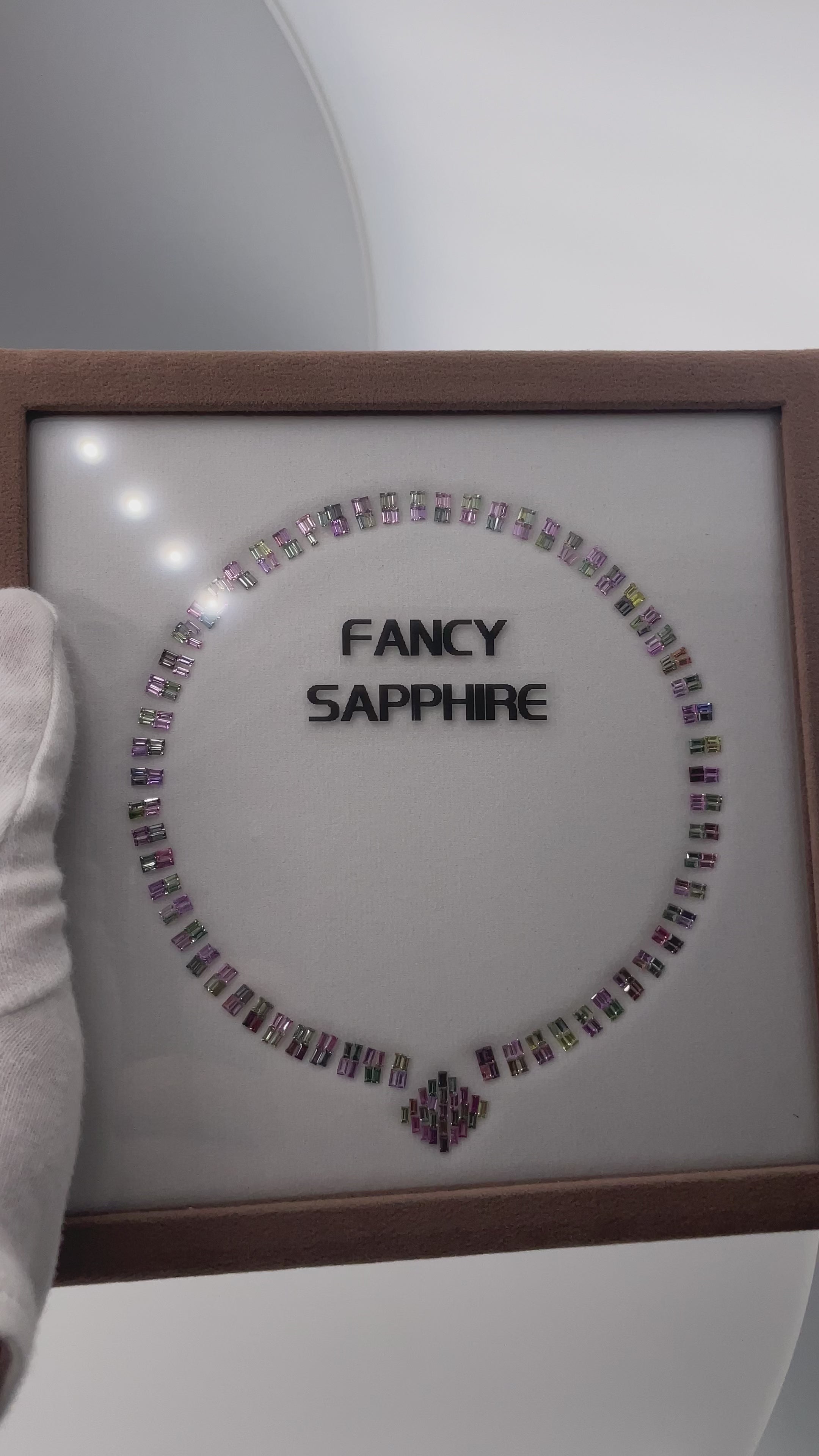 Load video: Multicolor Sapphire Set (20.16 ct) – 272 Baguette Stones for Exclusive Jewelry Design