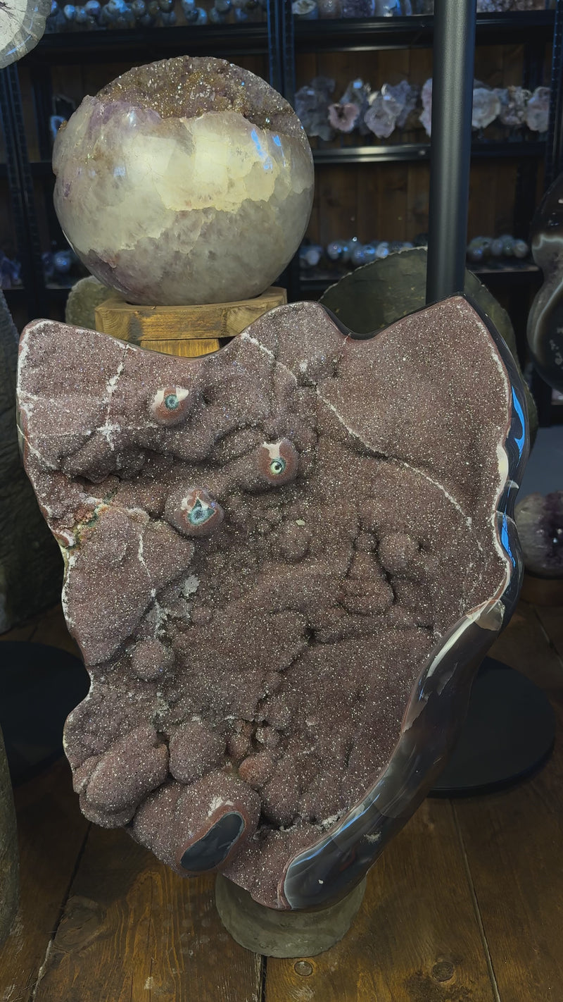 Polierte Amethyst Skulptur Uruguay 36,4 kg mit botryoidaler Struktur und natürlicher Formation
