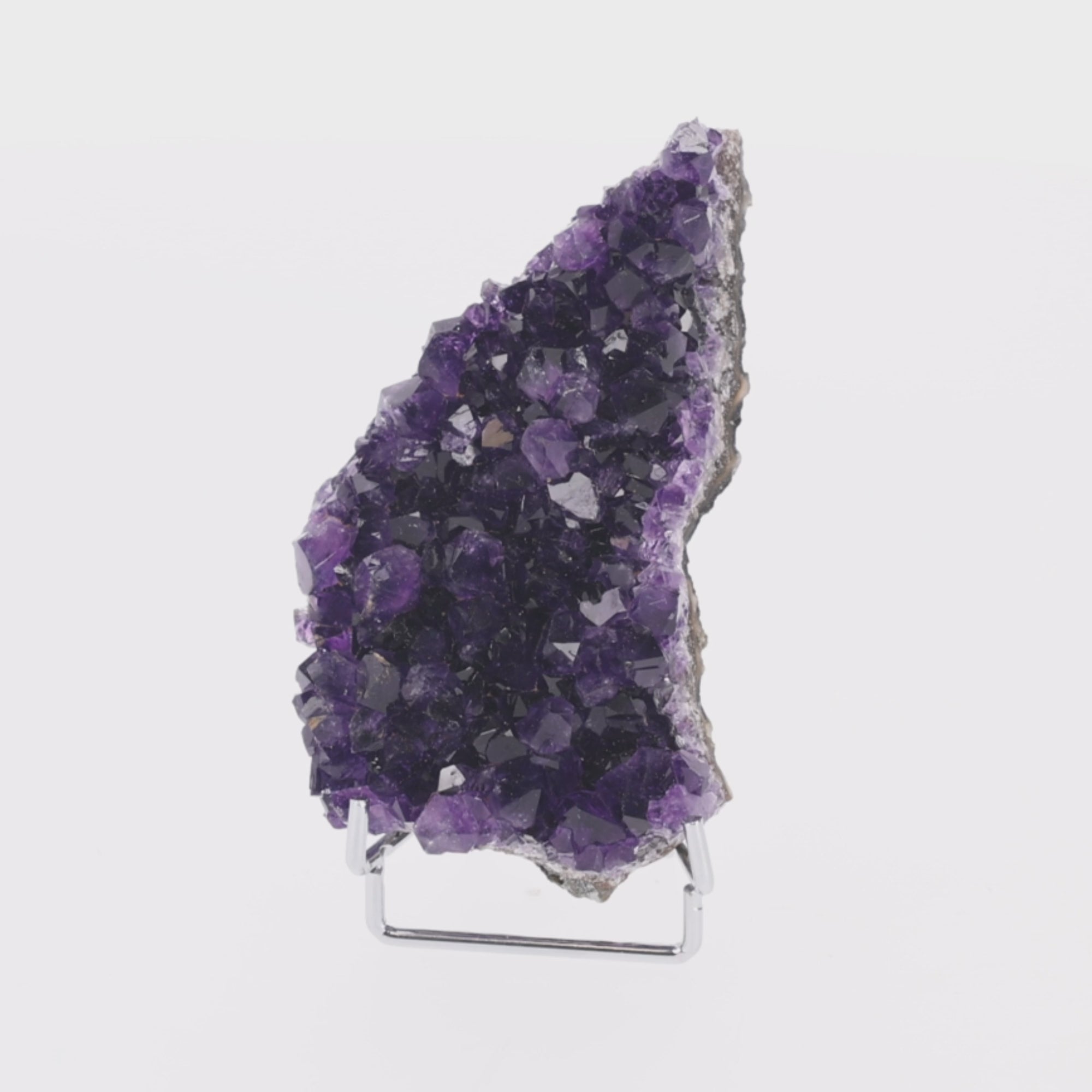 Video laden: Amethyst Cluster AAA Qualität 153 g  (#1434)