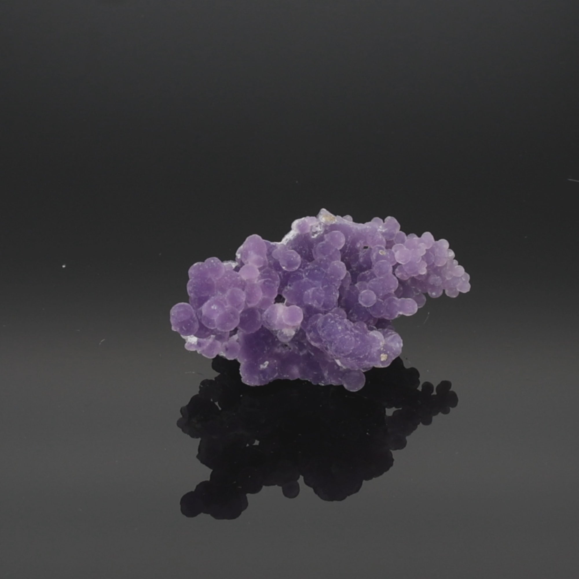 Video laden: Violet Core – 37,19 g Traubenachat aus Indonesien (#1297)