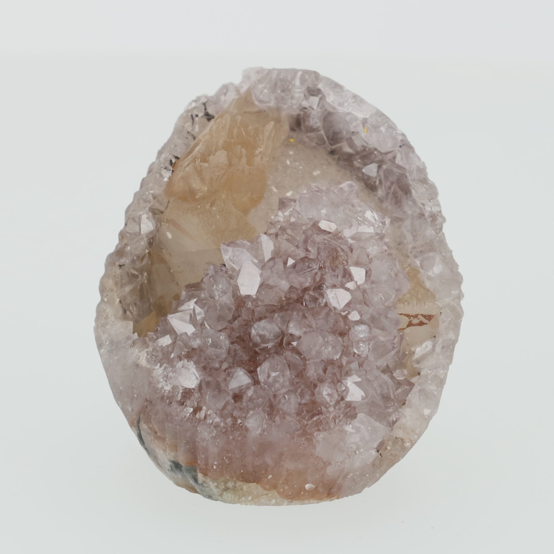 Video laden: Blush Sanctuary - 0,680 kg French Rosé Amethyst mit Calcit - Uruguay Unikat (#542)